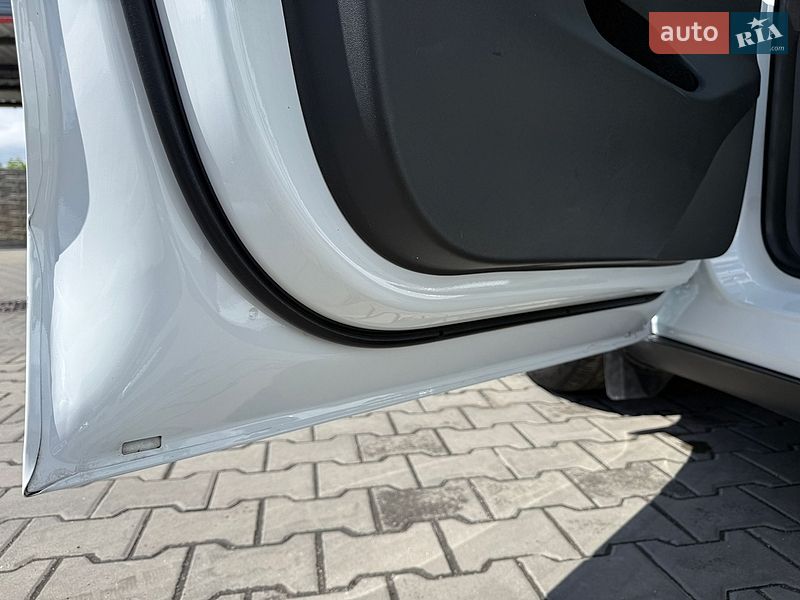 Позашляховик / Кросовер Tesla Model Y 2022 в Білій Церкві