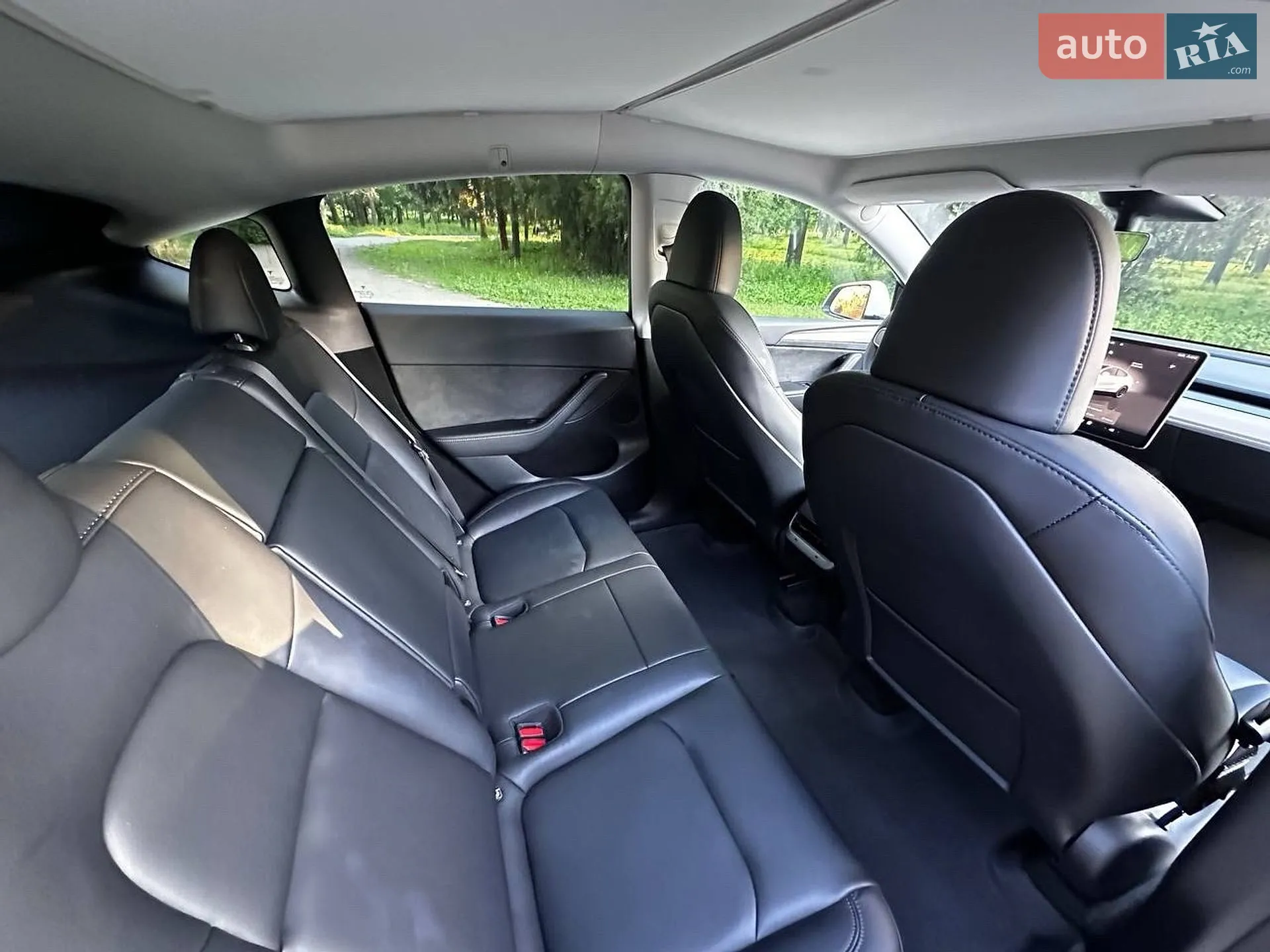 2023 Tesla Model Y - мініатюра 19