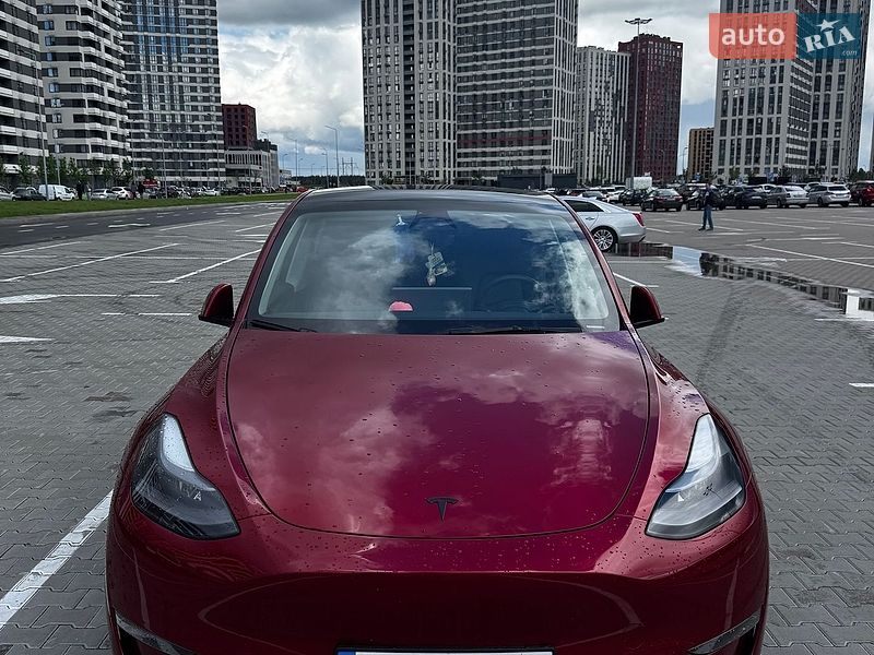 Внедорожник / Кроссовер Tesla Model Y 2024 в Киеве фото Внедорожник / Кроссовер Tesla Model Y 2024 в Киеве