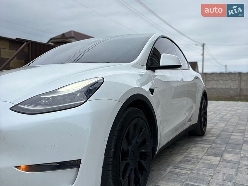Внедорожник / Кроссовер Tesla Model Y 2020 в Костополе