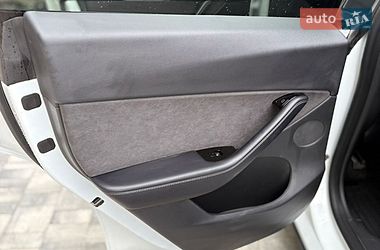 Позашляховик / Кросовер Tesla Model Y 2020 в Костопілі