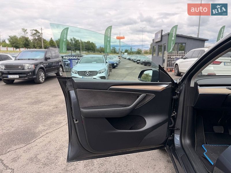 Внедорожник / Кроссовер Tesla Model Y 2022 в Кривом Роге