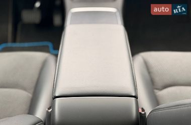 Внедорожник / Кроссовер Tesla Model Y 2022 в Кривом Роге