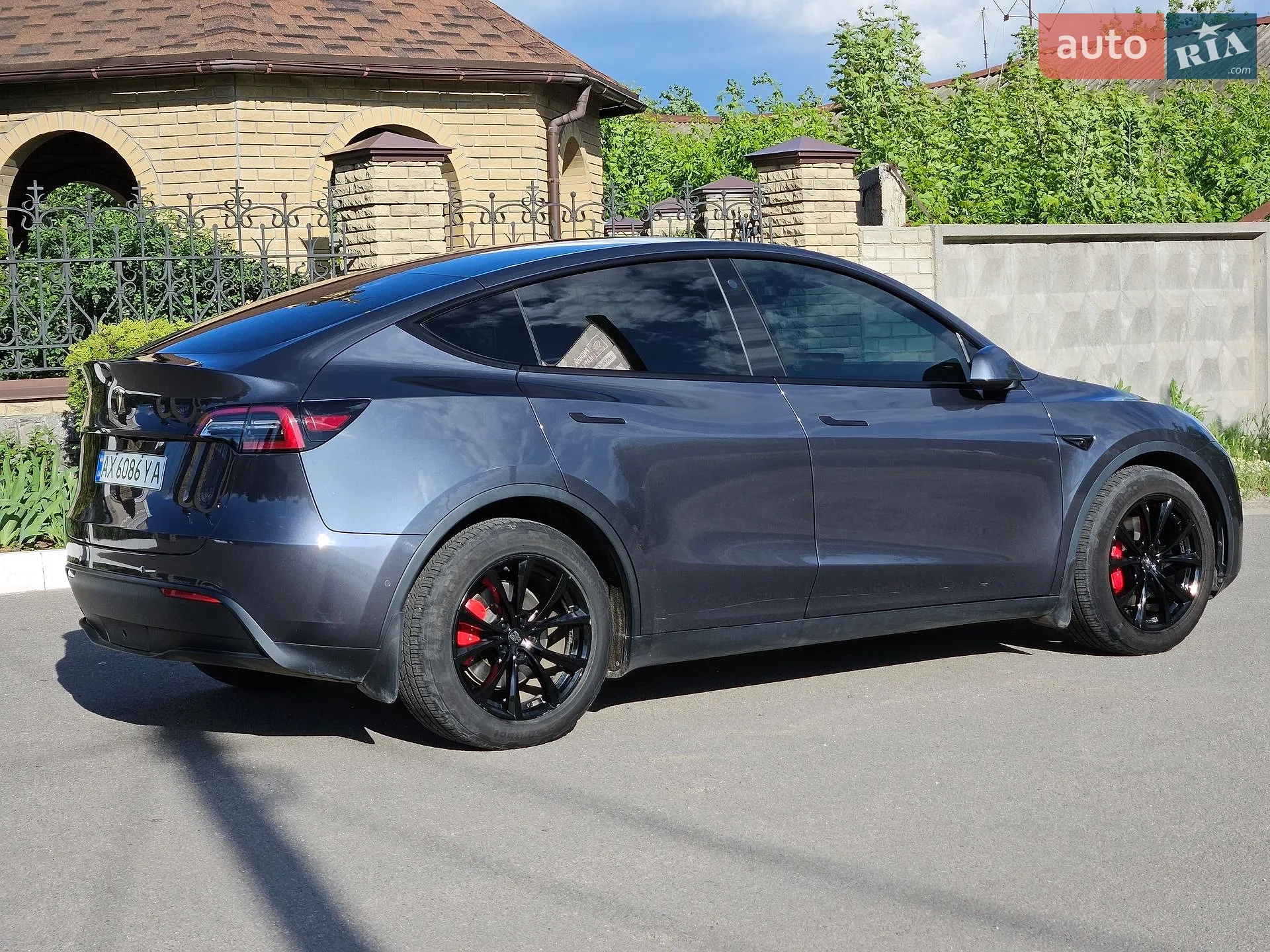 2022 Tesla Model Y - мініатюра 4