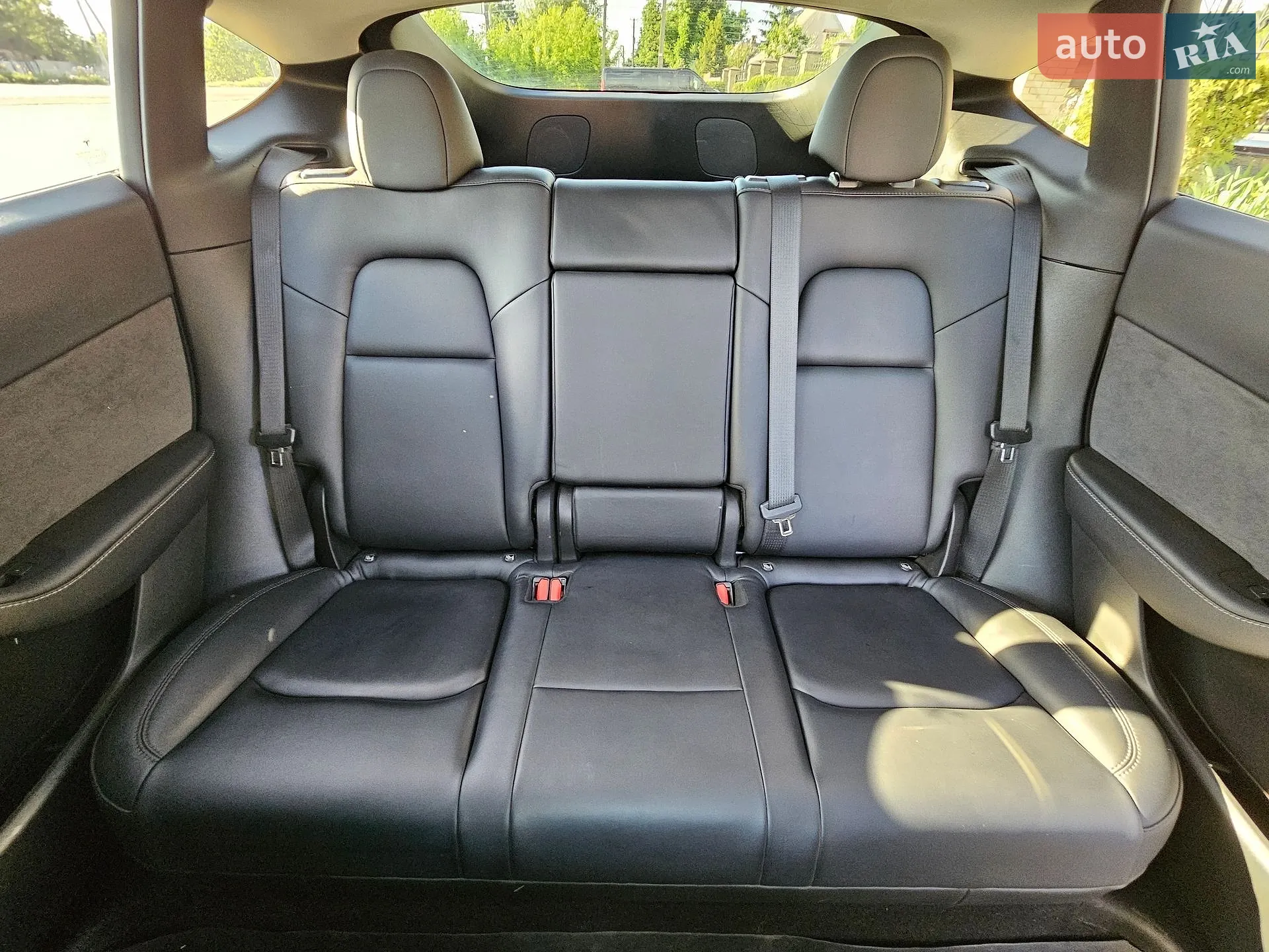 2022 Tesla Model Y - мініатюра 6