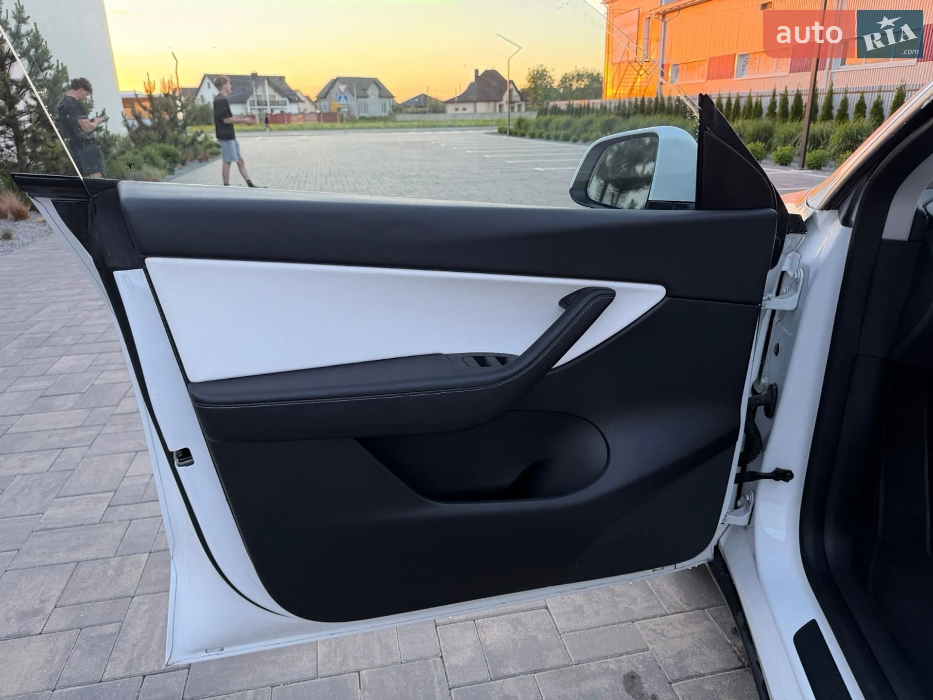 2021 Tesla Model Y - мініатюра 12