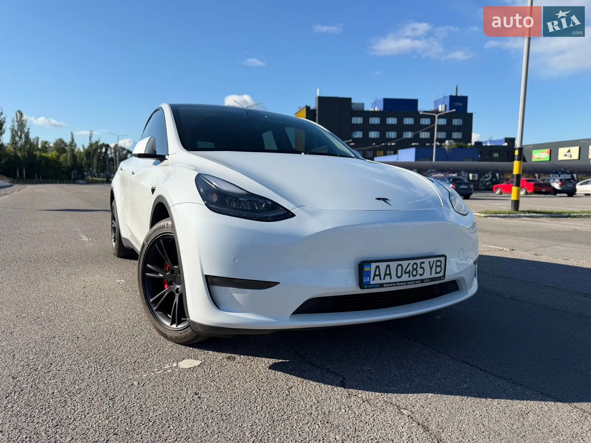 2022 Tesla Model Y - фото 1