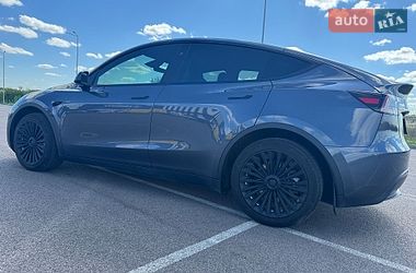 Позашляховик / Кросовер Tesla Model Y 2023 в Рівному фото 5 Позашляховик / Кросовер Tesla Model Y 2023 в Рівному