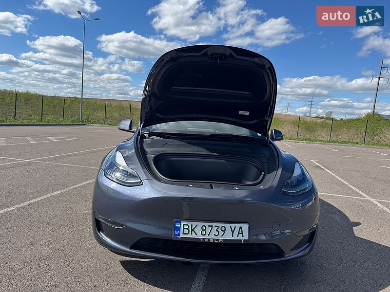 Позашляховик / Кросовер Tesla Model Y 2023 в Рівному фото 26 Позашляховик / Кросовер Tesla Model Y 2023 в Рівному