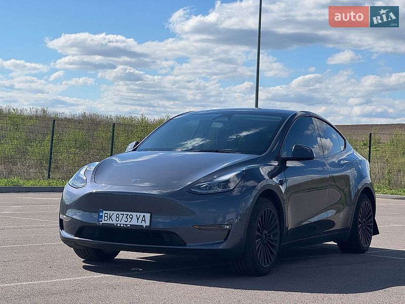 Позашляховик / Кросовер Tesla Model Y 2023 в Рівному фото 21 Позашляховик / Кросовер Tesla Model Y 2023 в Рівному