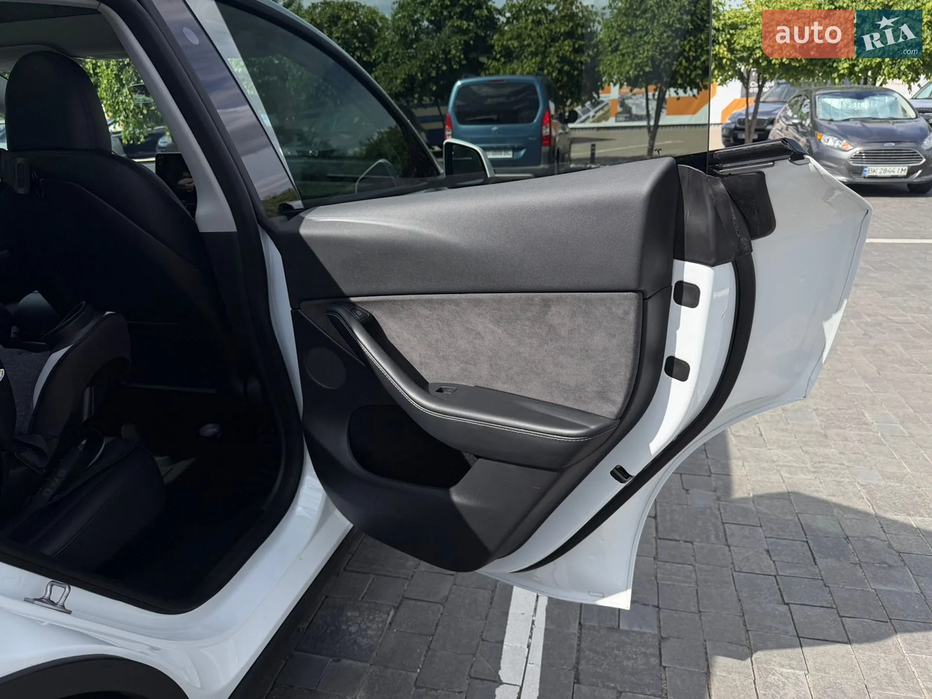 2023 Tesla Model Y - мініатюра 20