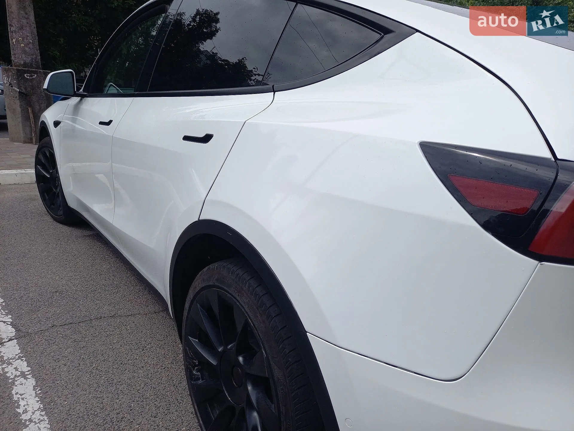 2021 Tesla Model Y - мініатюра 8