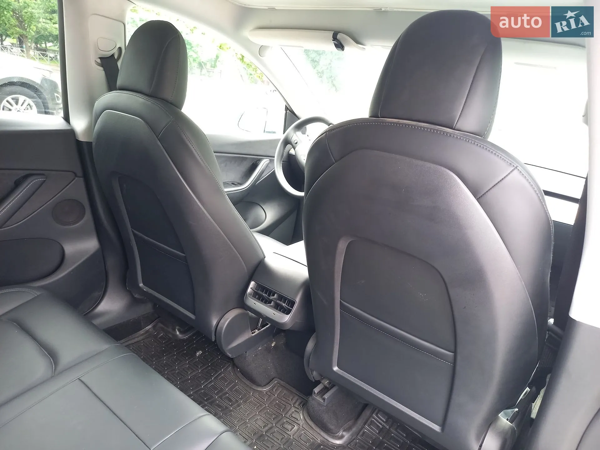 2021 Tesla Model Y - мініатюра 19