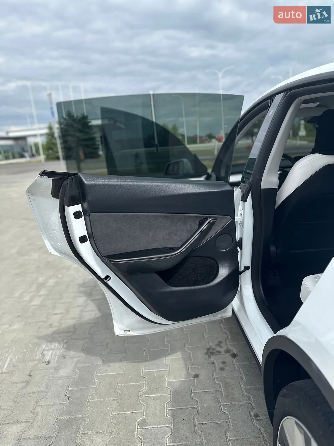 2023 Tesla Model Y - мініатюра 14
