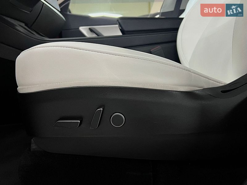 Внедорожник / Кроссовер Tesla Model Y 2022 в Николаеве