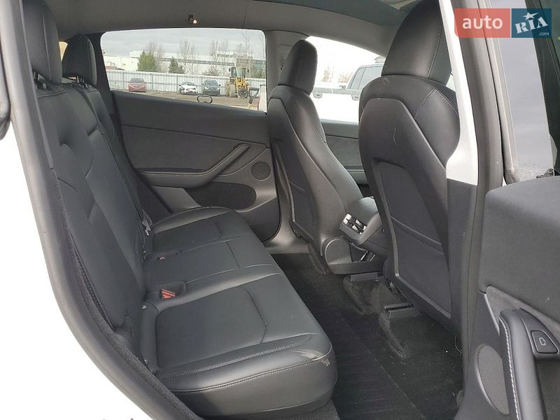 Позашляховик / Кросовер Tesla Model Y 2023 в Кропивницькому