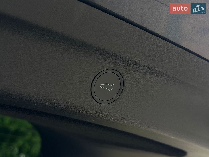 Внедорожник / Кроссовер Tesla Model Y 2021 в Днепре