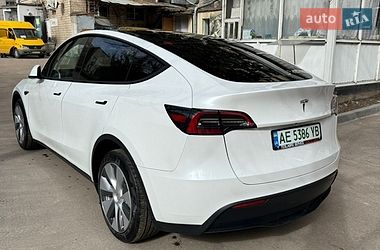 Позашляховик / Кросовер Tesla Model Y 2023 в Дніпрі