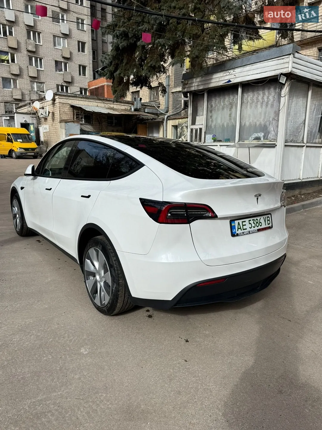 2023 Tesla Model Y - мініатюра 4