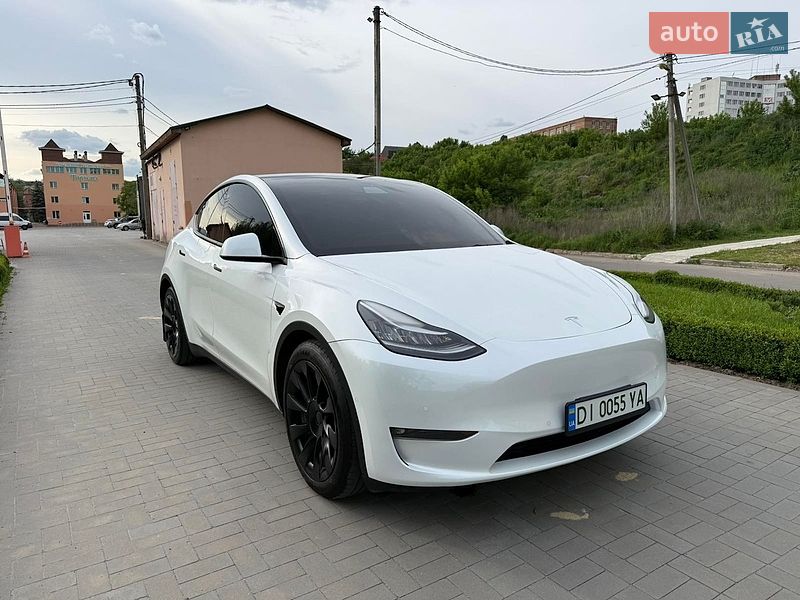 Позашляховик / Кросовер Tesla Model Y 2022 в Умані фото 12 Позашляховик / Кросовер Tesla Model Y 2022 в Умані