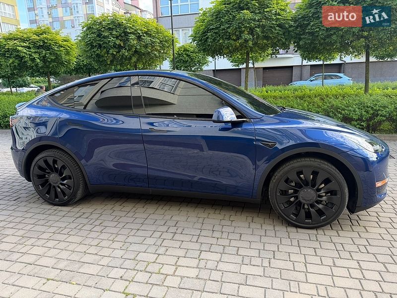 Внедорожник / Кроссовер Tesla Model Y 2024 в Ивано-Франковске фото 15 Внедорожник / Кроссовер Tesla Model Y 2024 в Ивано-Франковске