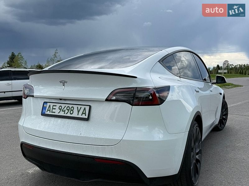 Внедорожник / Кроссовер Tesla Model Y 2021 в Днепре
