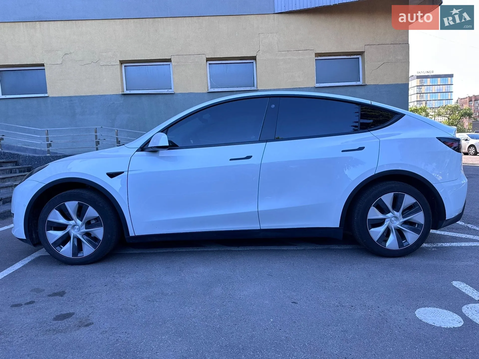 2021 Tesla Model Y - мініатюра 4