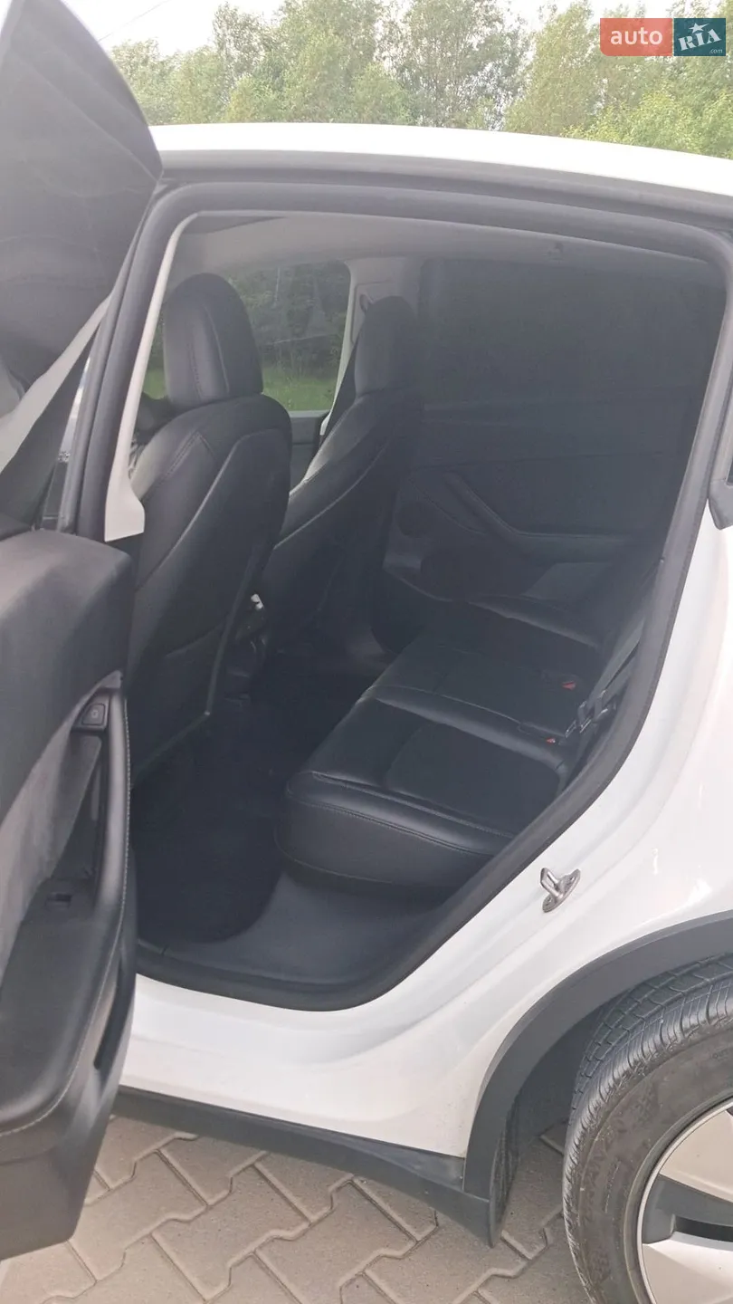 2021 Tesla Model Y - мініатюра 17