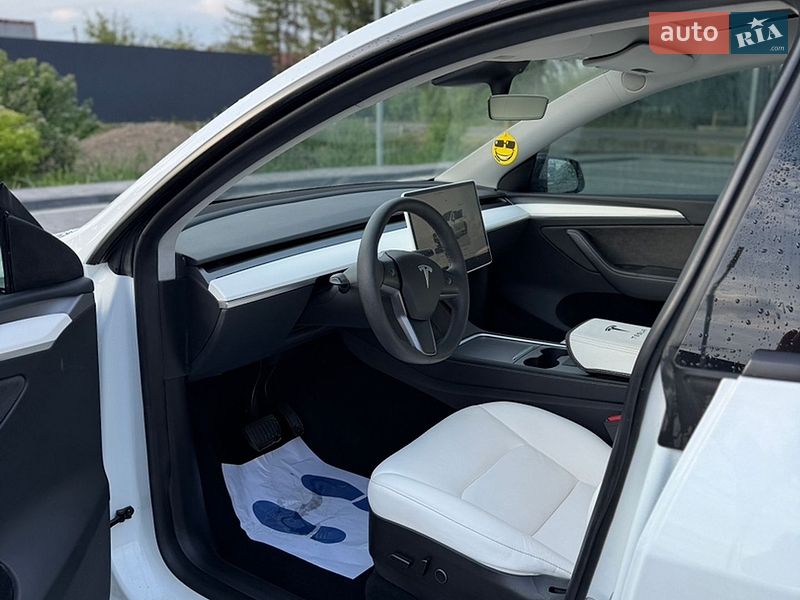 Внедорожник / Кроссовер Tesla Model Y 2022 в Самборе