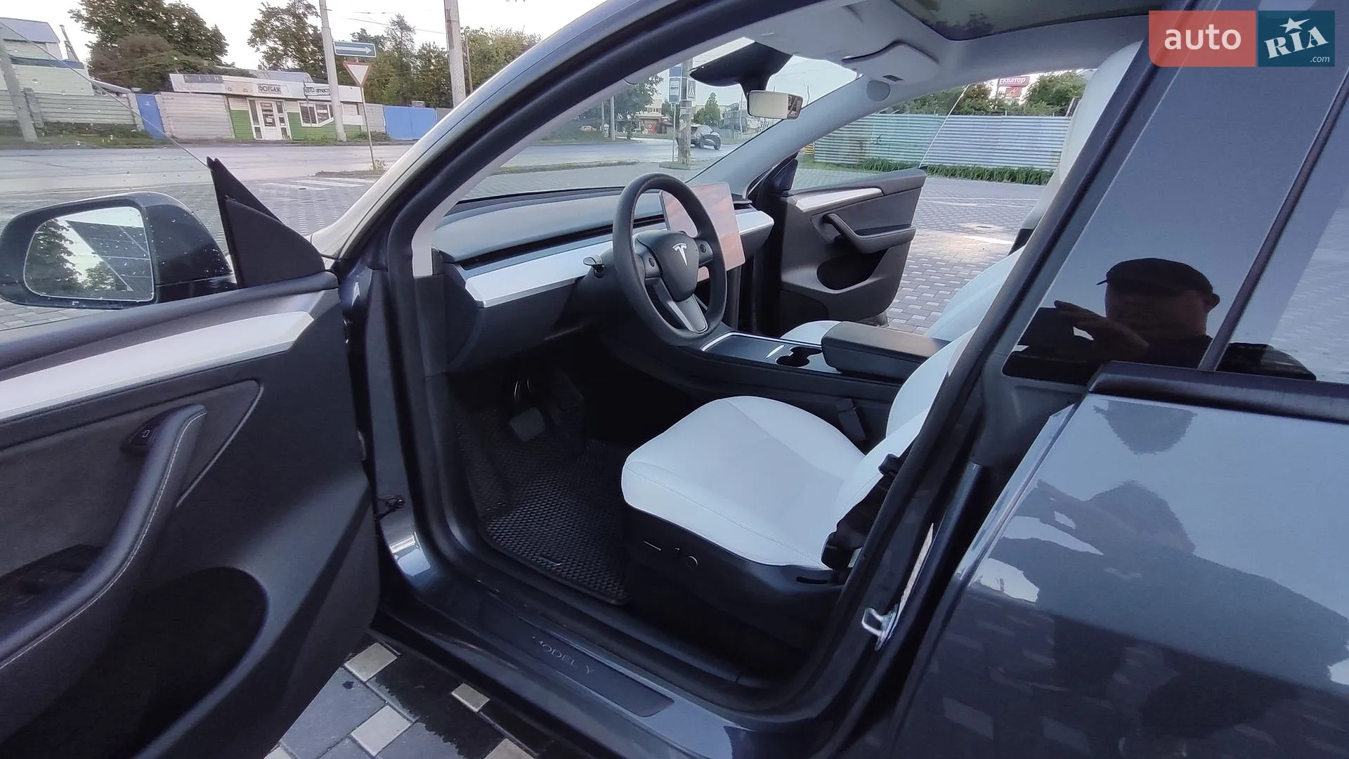 2023 Tesla Model Y - мініатюра 26