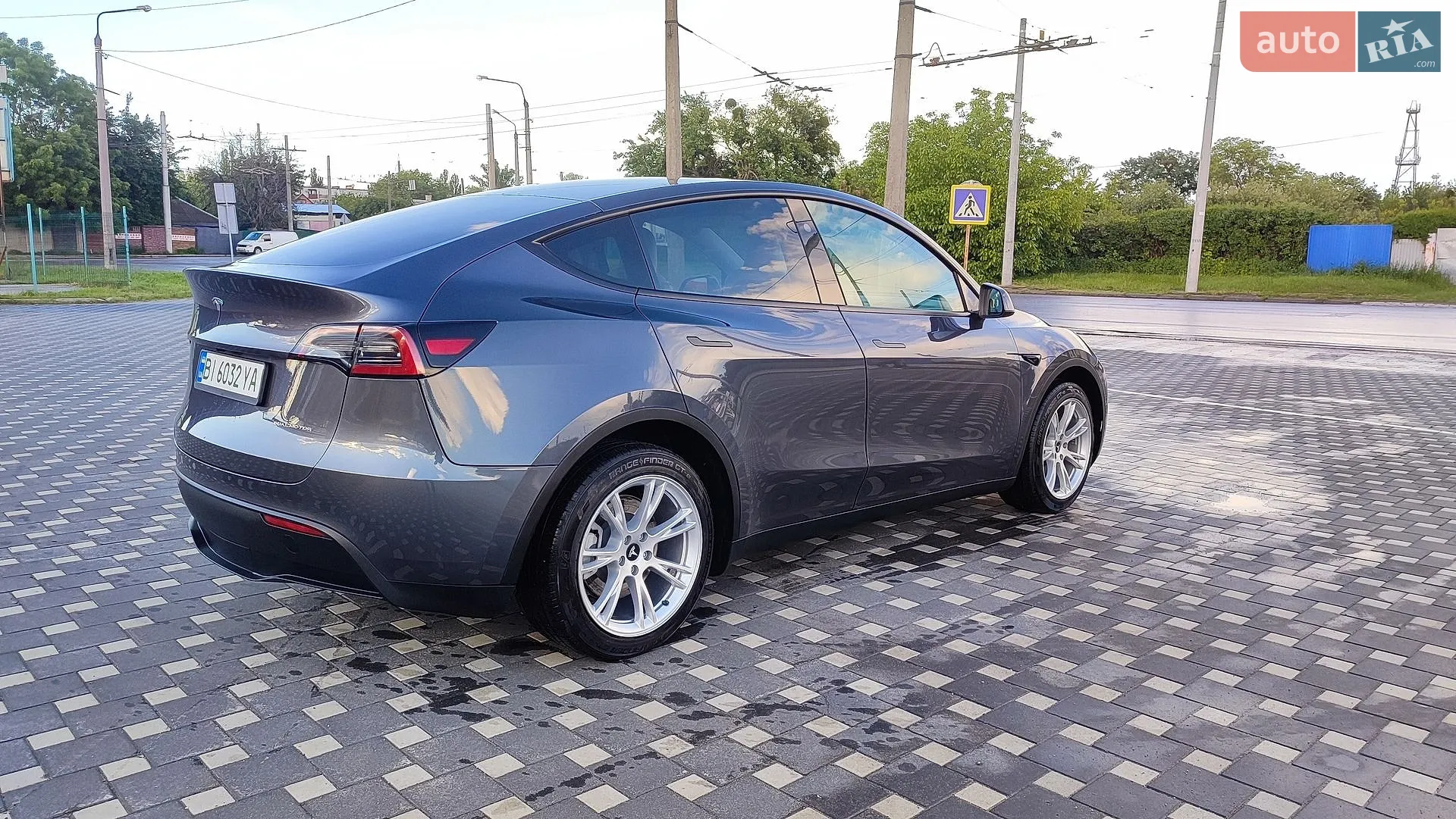 2023 Tesla Model Y - мініатюра 29