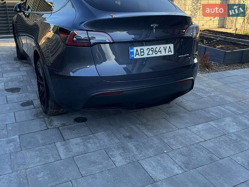 Внедорожник / Кроссовер Tesla Model Y 2022 в Львове