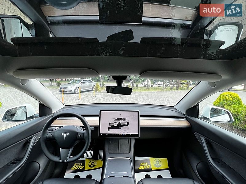 Внедорожник / Кроссовер Tesla Model Y 2022 в Львове
