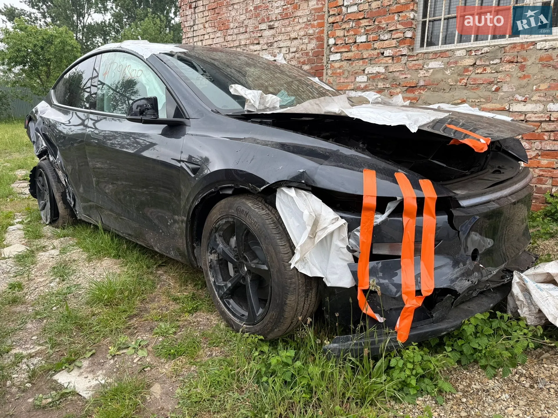 2025 Tesla Model Y - мініатюра 2