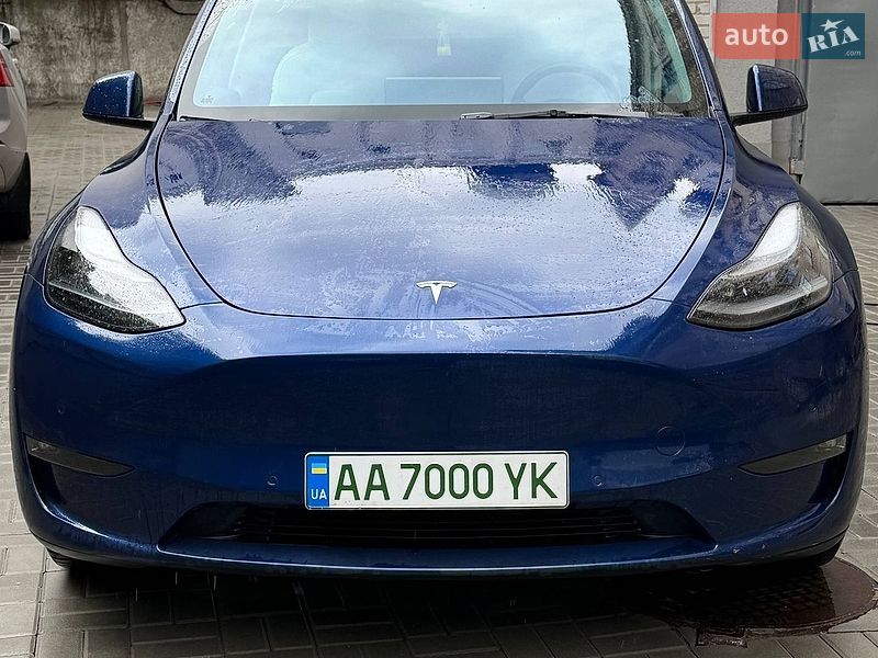 Позашляховик / Кросовер Tesla Model Y 2021 в Києві