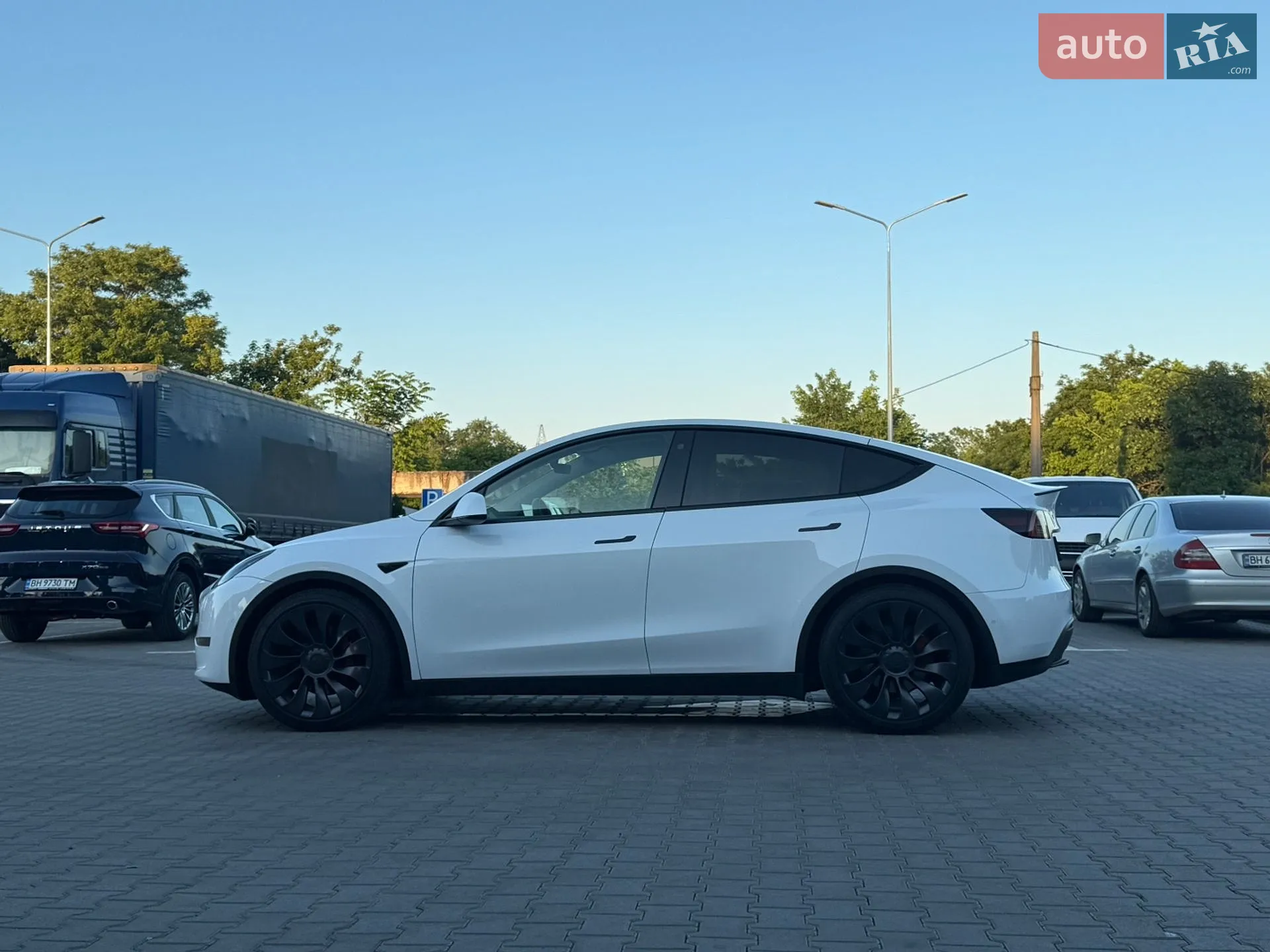 2021 Tesla Model Y - мініатюра 6