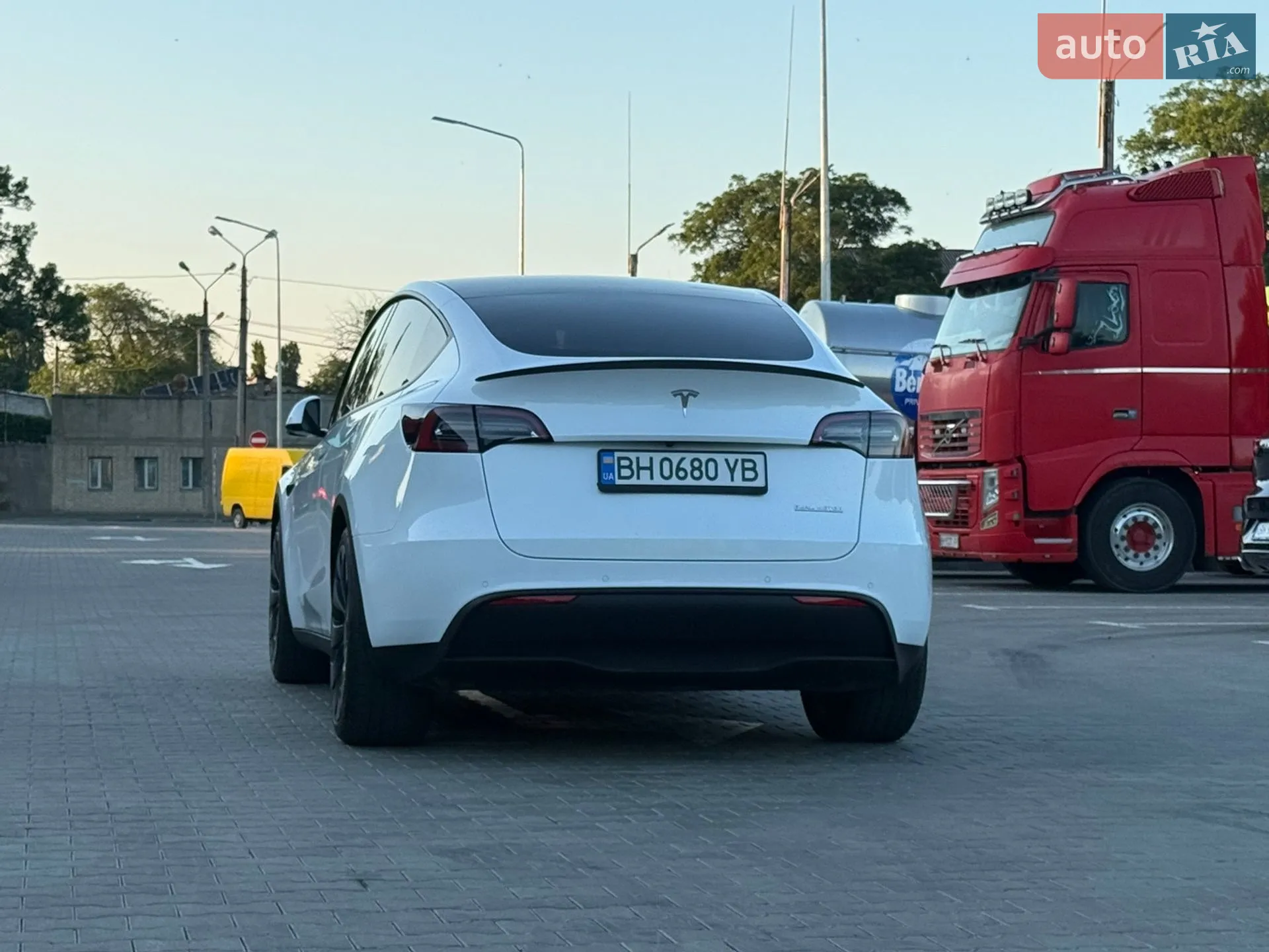 2021 Tesla Model Y - мініатюра 11