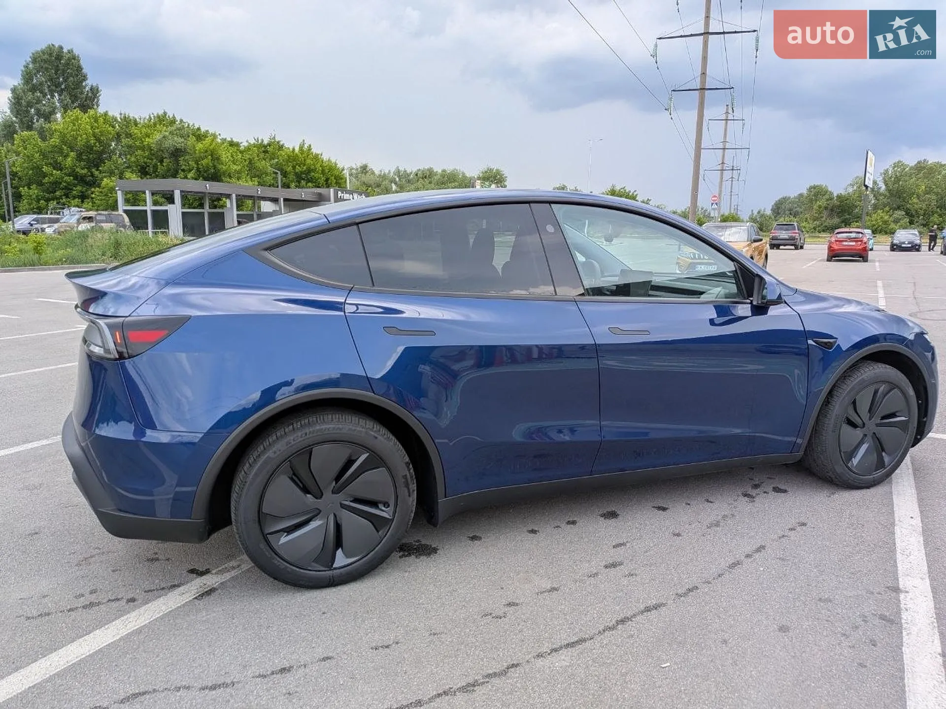 2025 Tesla Model Y - мініатюра 12
