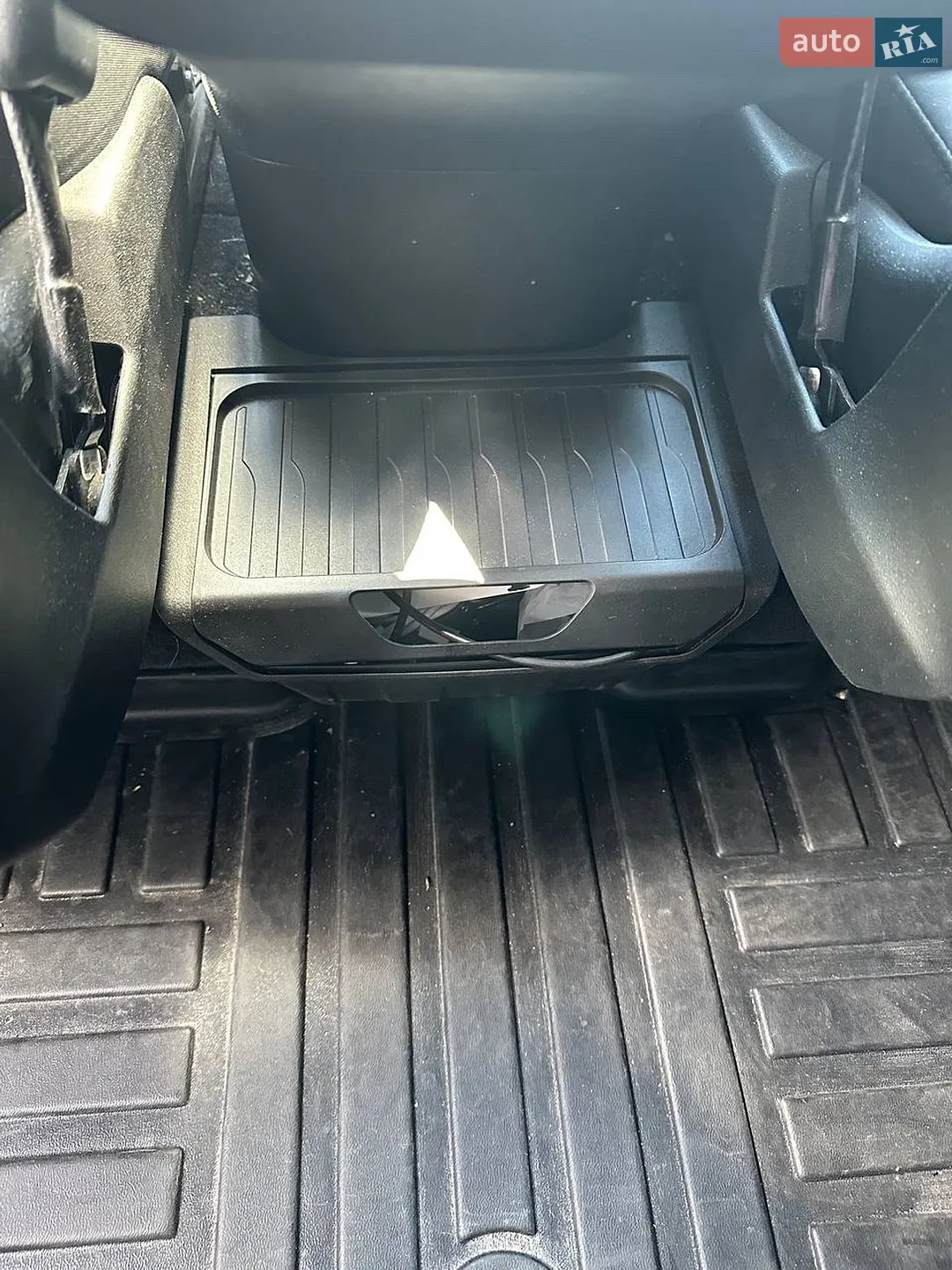 2023 Tesla Model Y - мініатюра 42