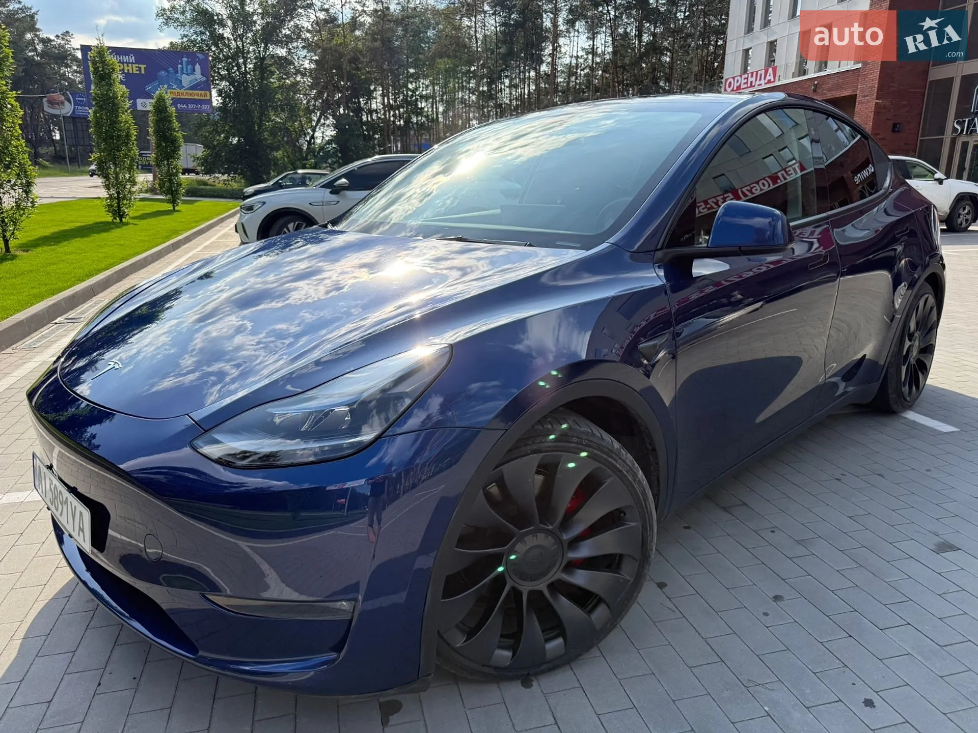 2023 Tesla Model Y - мініатюра 2