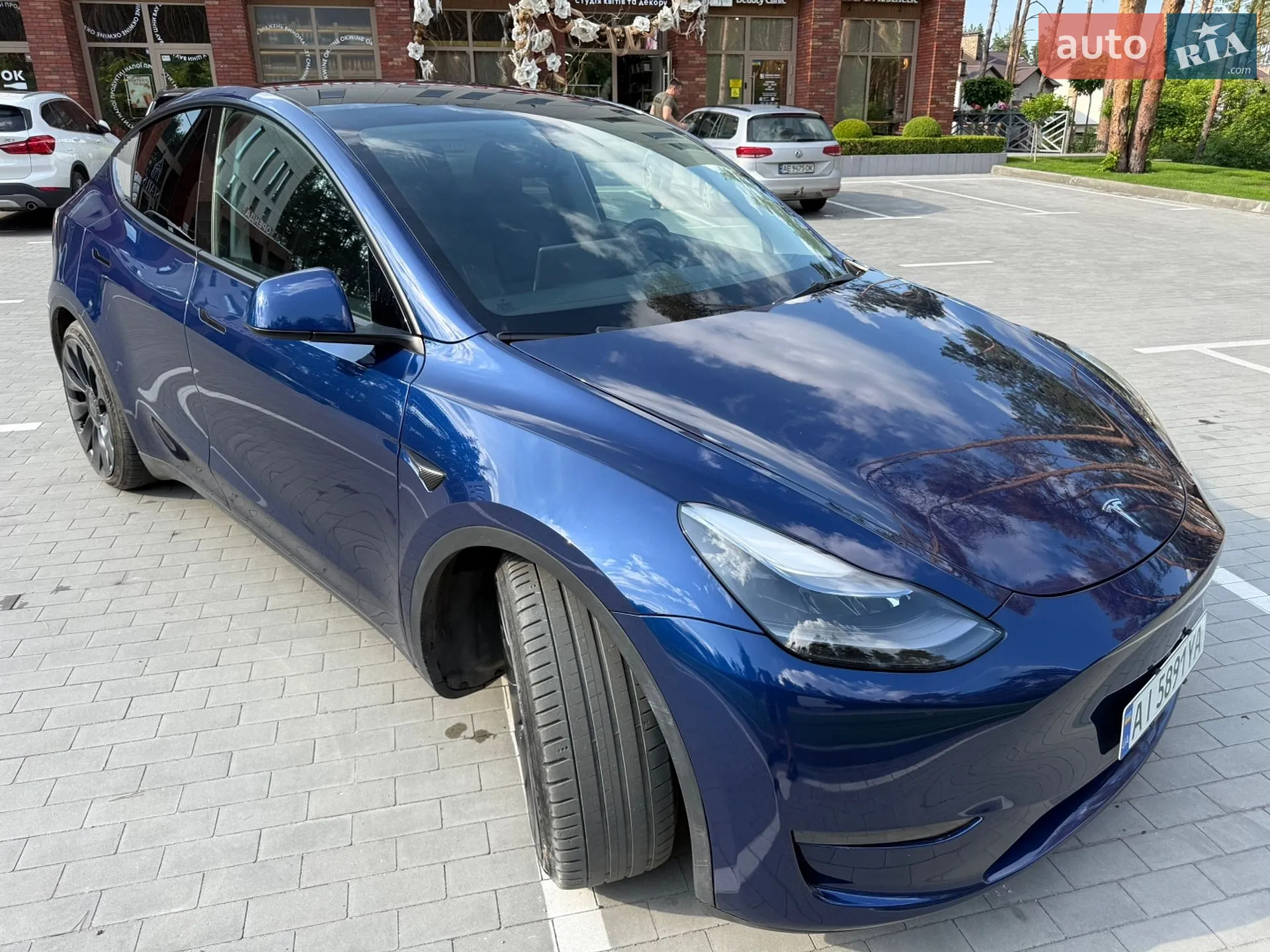 2023 Tesla Model Y - мініатюра 4