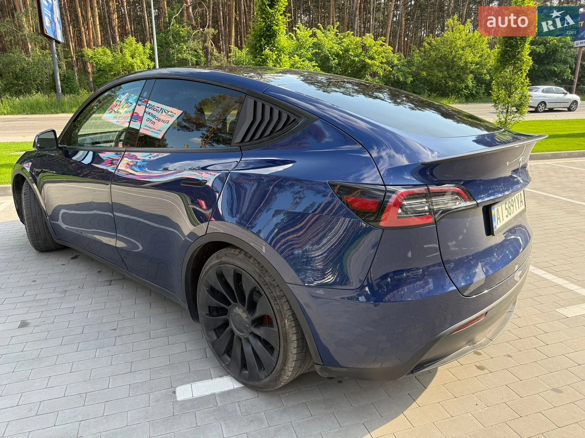 2023 Tesla Model Y - мініатюра 8