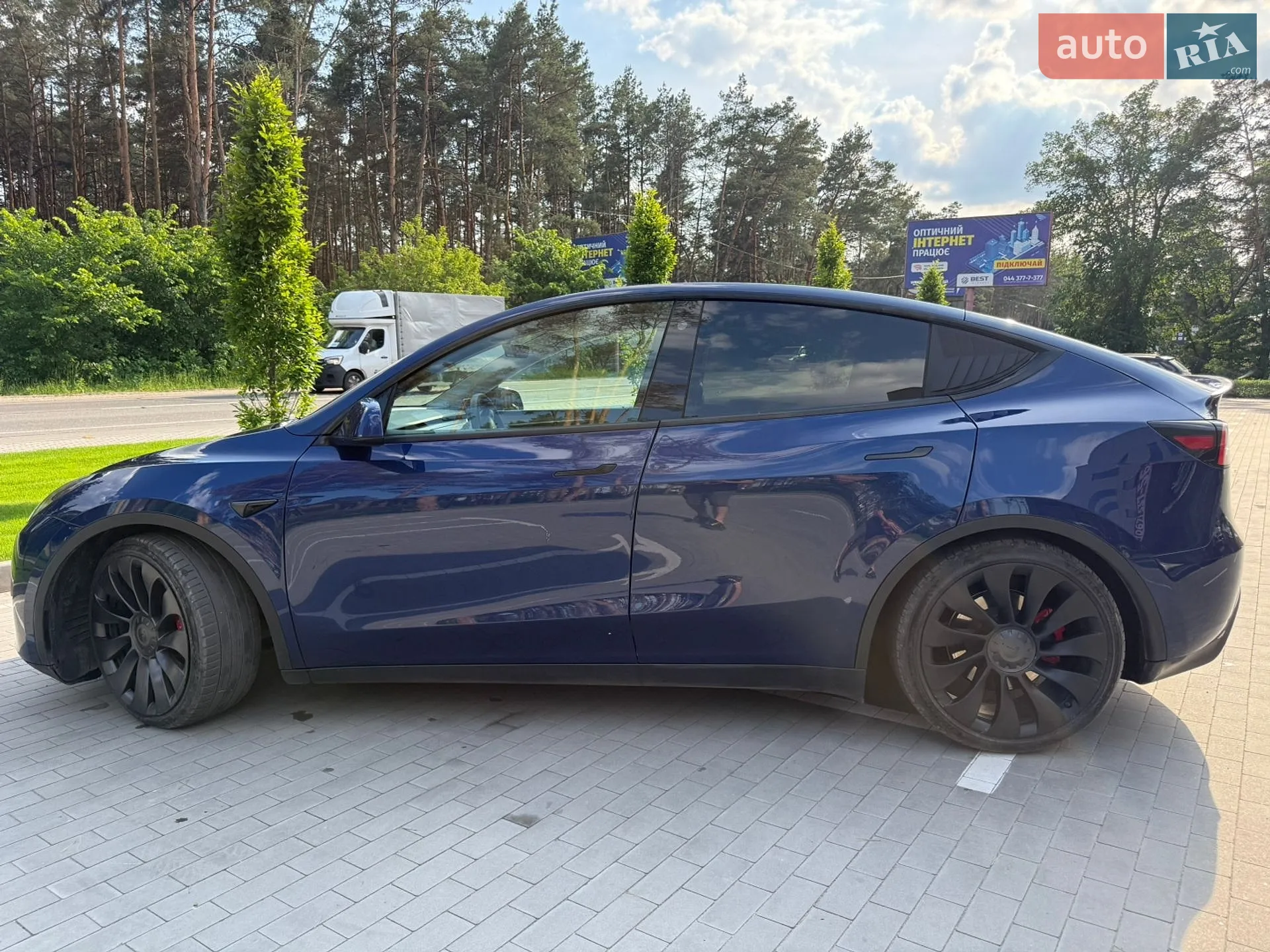 2023 Tesla Model Y - мініатюра 11