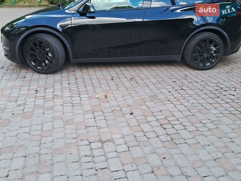 Внедорожник / Кроссовер Tesla Model Y 2022 в Дрогобыче фото 18 Внедорожник / Кроссовер Tesla Model Y 2022 в Дрогобыче
