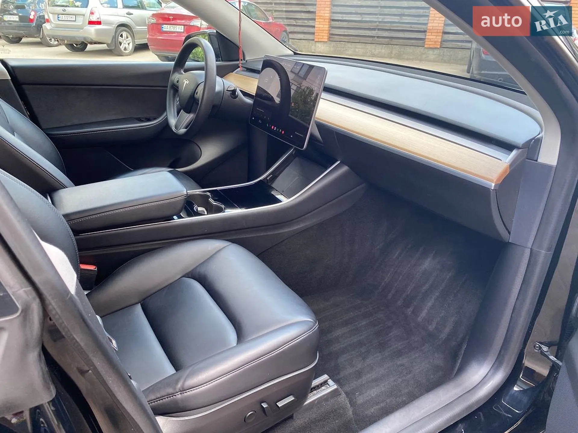 2020 Tesla Model Y - мініатюра 17