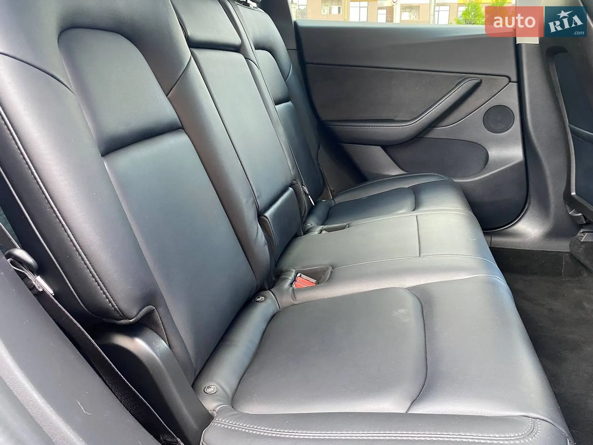 2020 Tesla Model Y - мініатюра 23