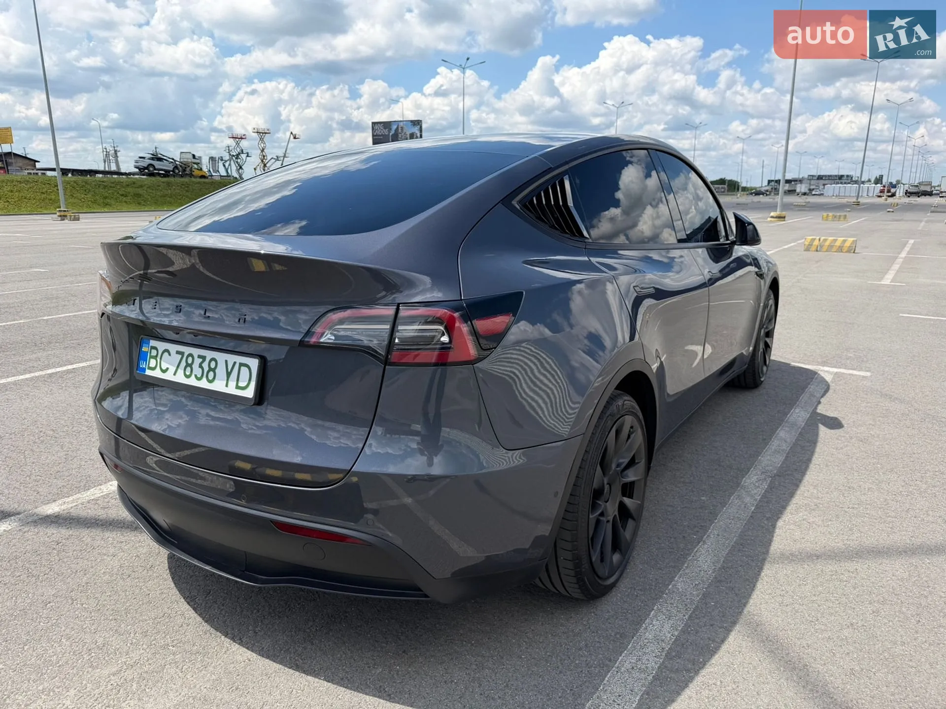2021 Tesla Model Y - мініатюра 5