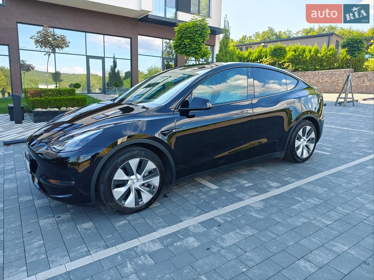 2022 Tesla Model Y - мініатюра 19