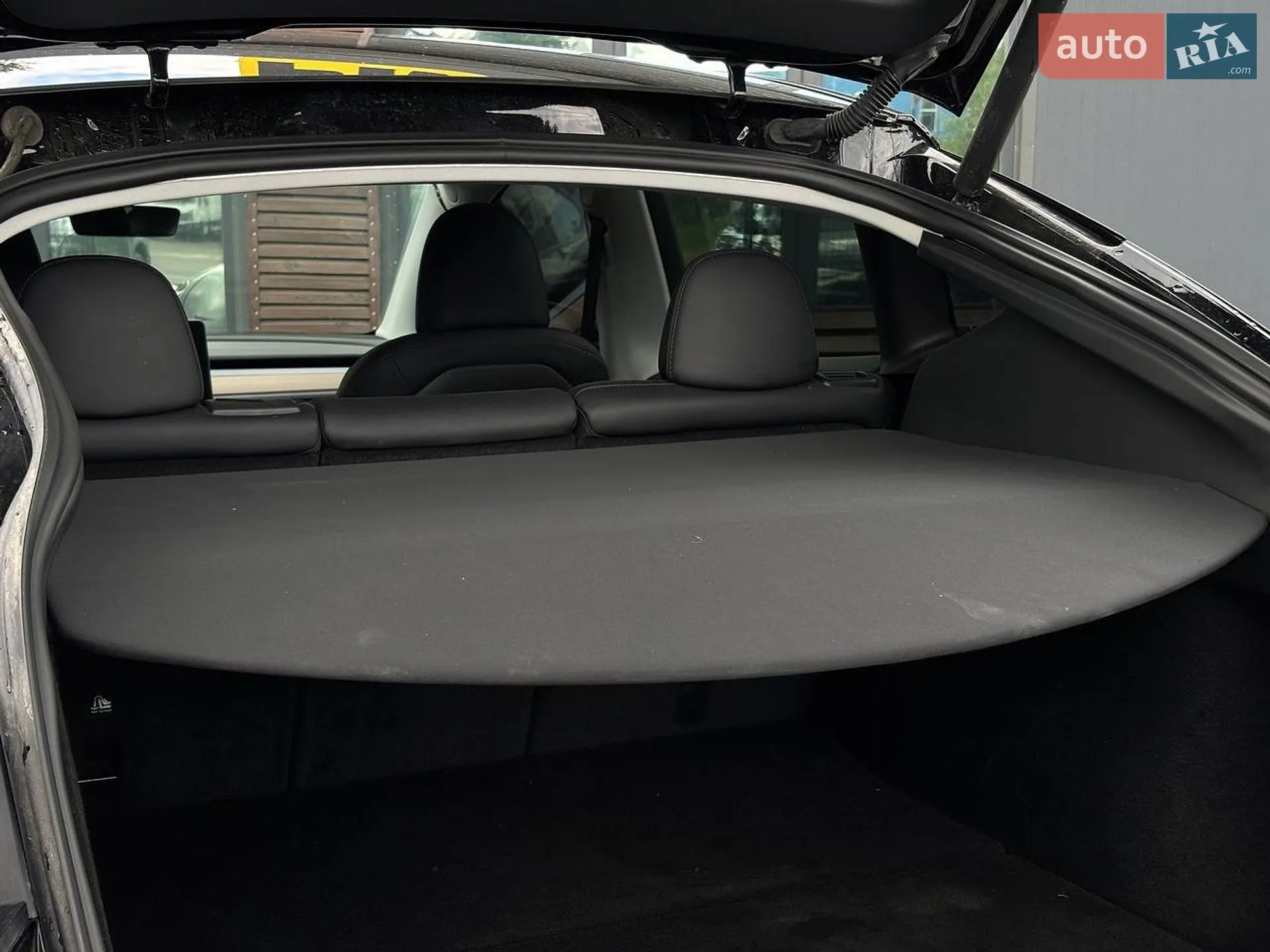 2024 Tesla Model Y - мініатюра 5