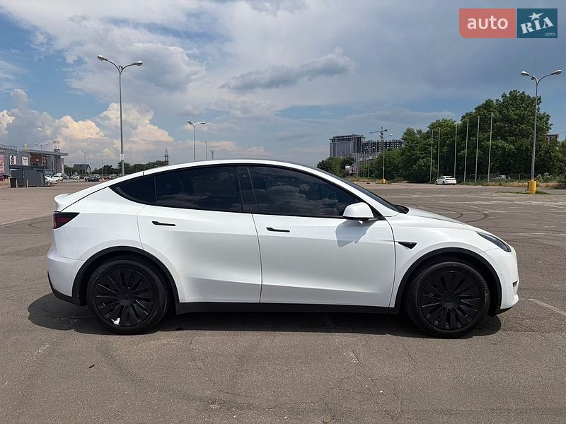 Внедорожник / Кроссовер Tesla Model Y 2020 в Одессе фото 3 Внедорожник / Кроссовер Tesla Model Y 2020 в Одессе